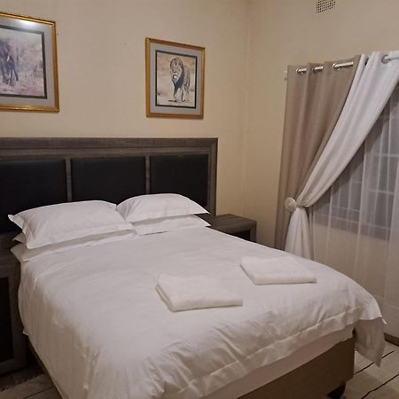 Pine Forest Cottage Sabie Ngoại thất bức ảnh